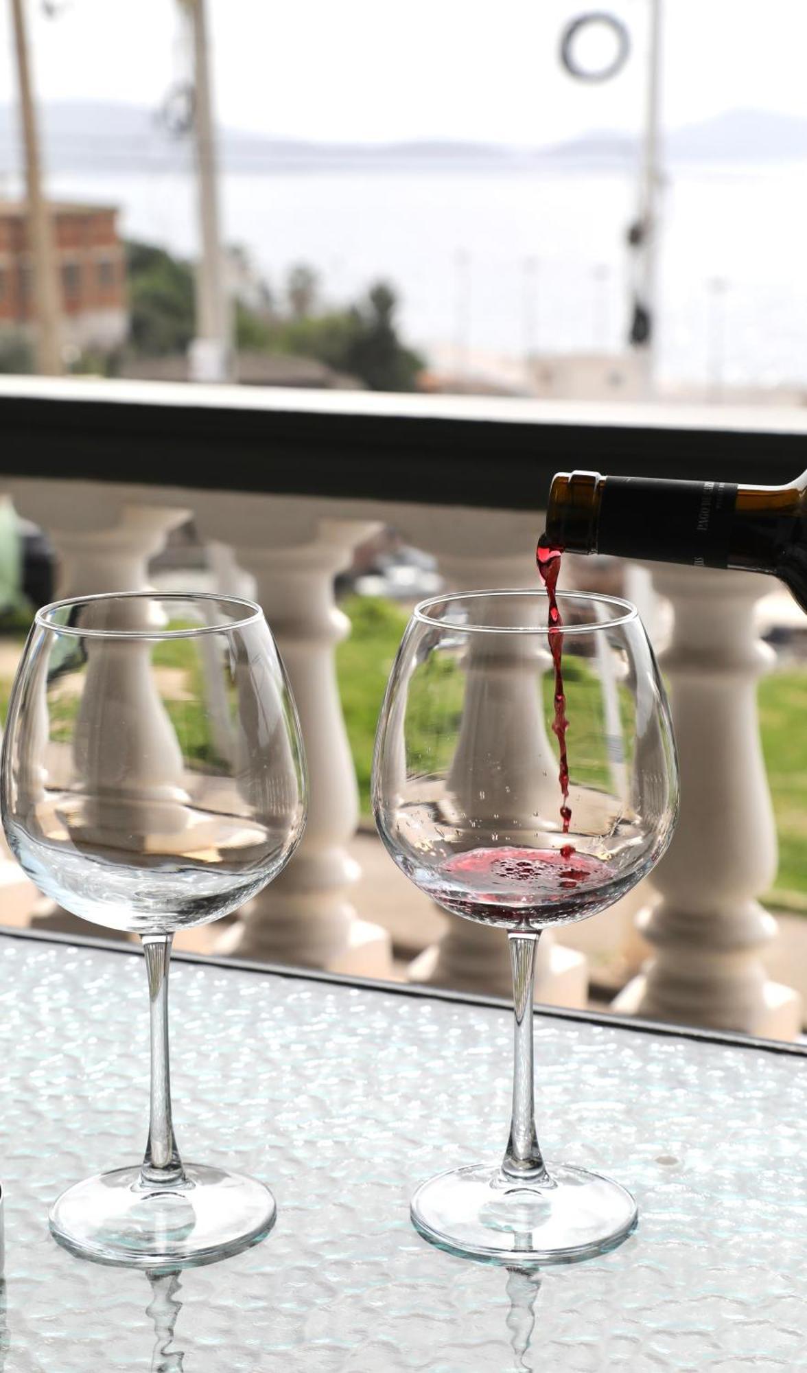Relax Mea Hotel Sarandë エクステリア 写真
